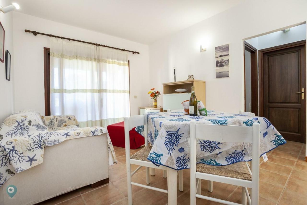 Appartement Villino Funtana Bilo à San Teodoro  Extérieur photo